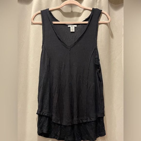 Tops - Bar III loose fitting cotton/rayon layered tank top